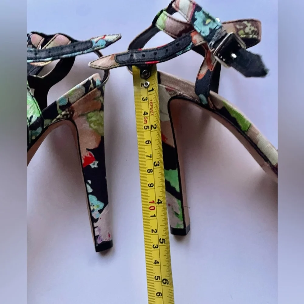 Loeffler Randall Tucker Floral Platform Heels Size 7.5 Statement Designer Sandal